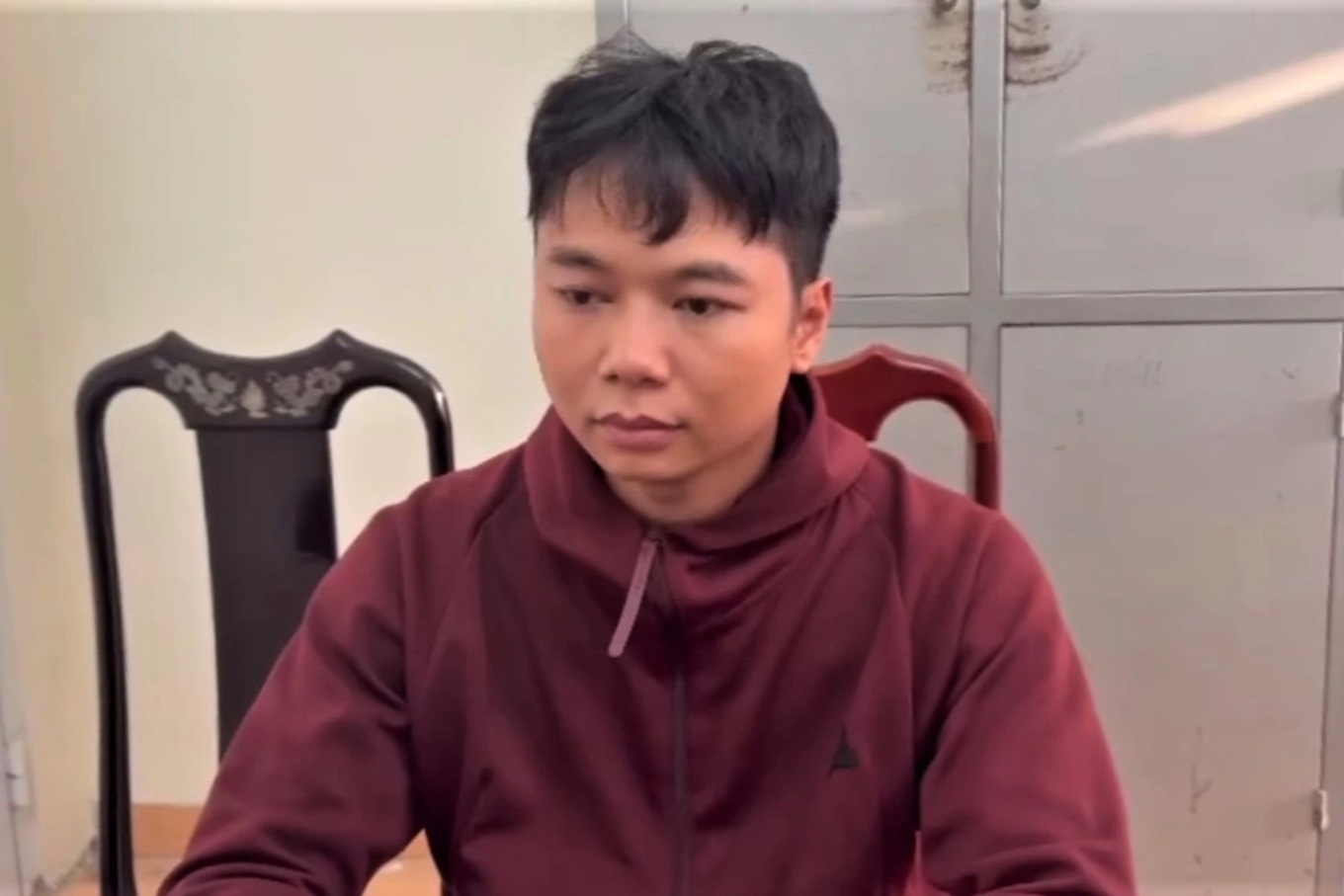 Livestream "cào vé số trúng thưởng" để lừa đảo, chiếm đoạt 3 tỷ đồng - Ảnh 1.