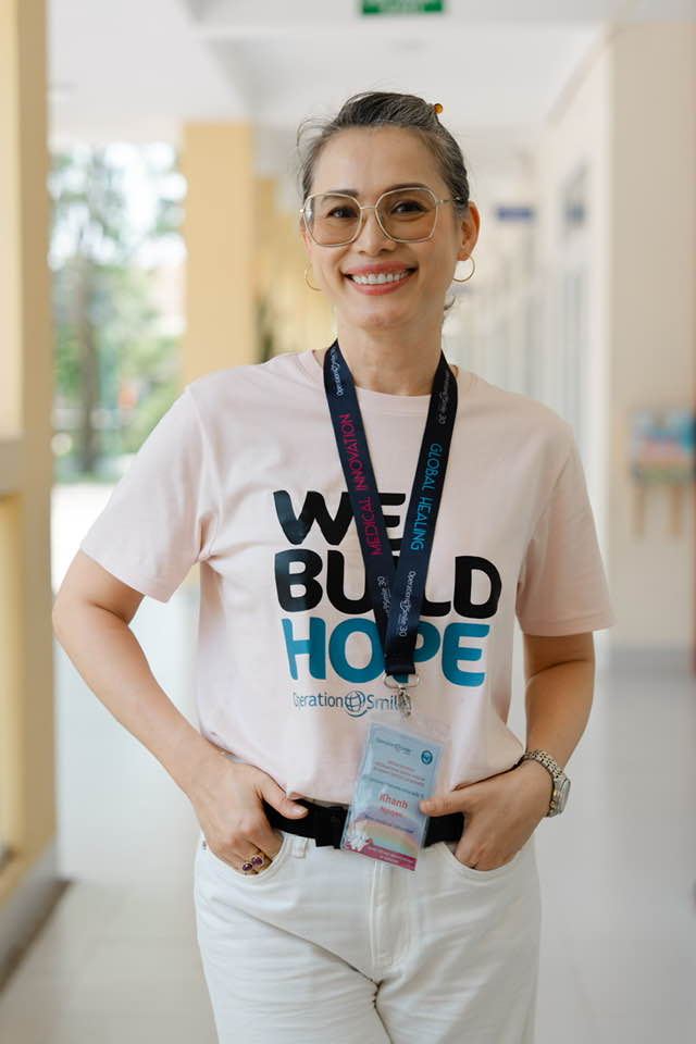 Hoa hậu Ngọc Khánh khiến công chúng bất ngờ trước nhan sắc "già tự nhiên" ở tuổi 50- Ảnh 6.