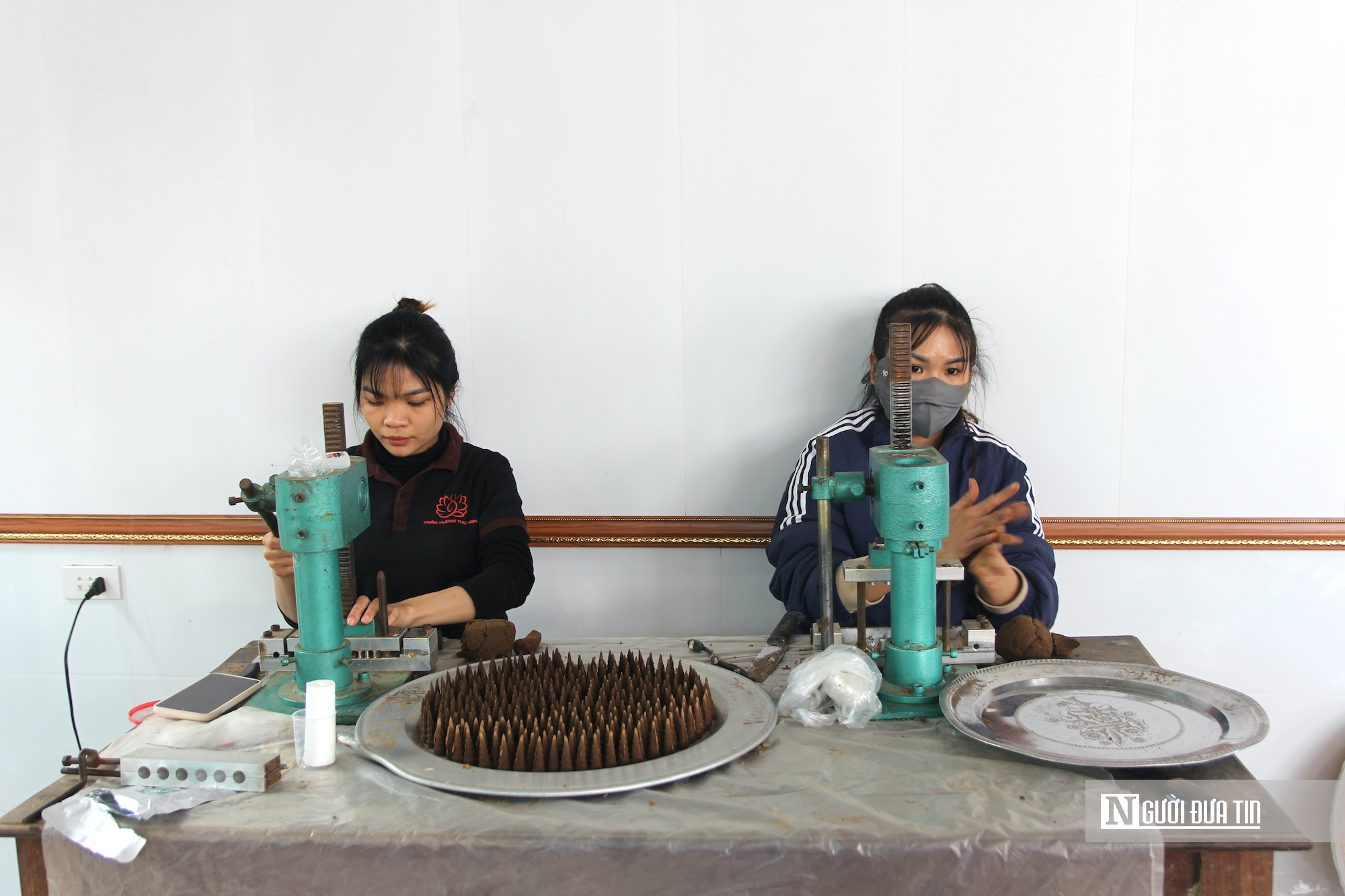 L&agrave;ng nghề l&agrave;m hương nổi tiếng H&agrave; Tĩnh rộn r&agrave;ng phục vụ thị trường Tết- Ảnh 2.