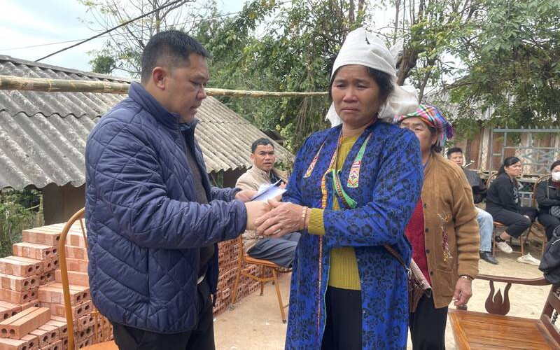 Th&ocirc;ng tin mới nhất vụ sập bờ k&egrave;, 4 người tử vong: Ho&agrave;n cảnh 2 gia đ&igrave;nh gặp nạn rất đ&aacute;ng thương- Ảnh 2.