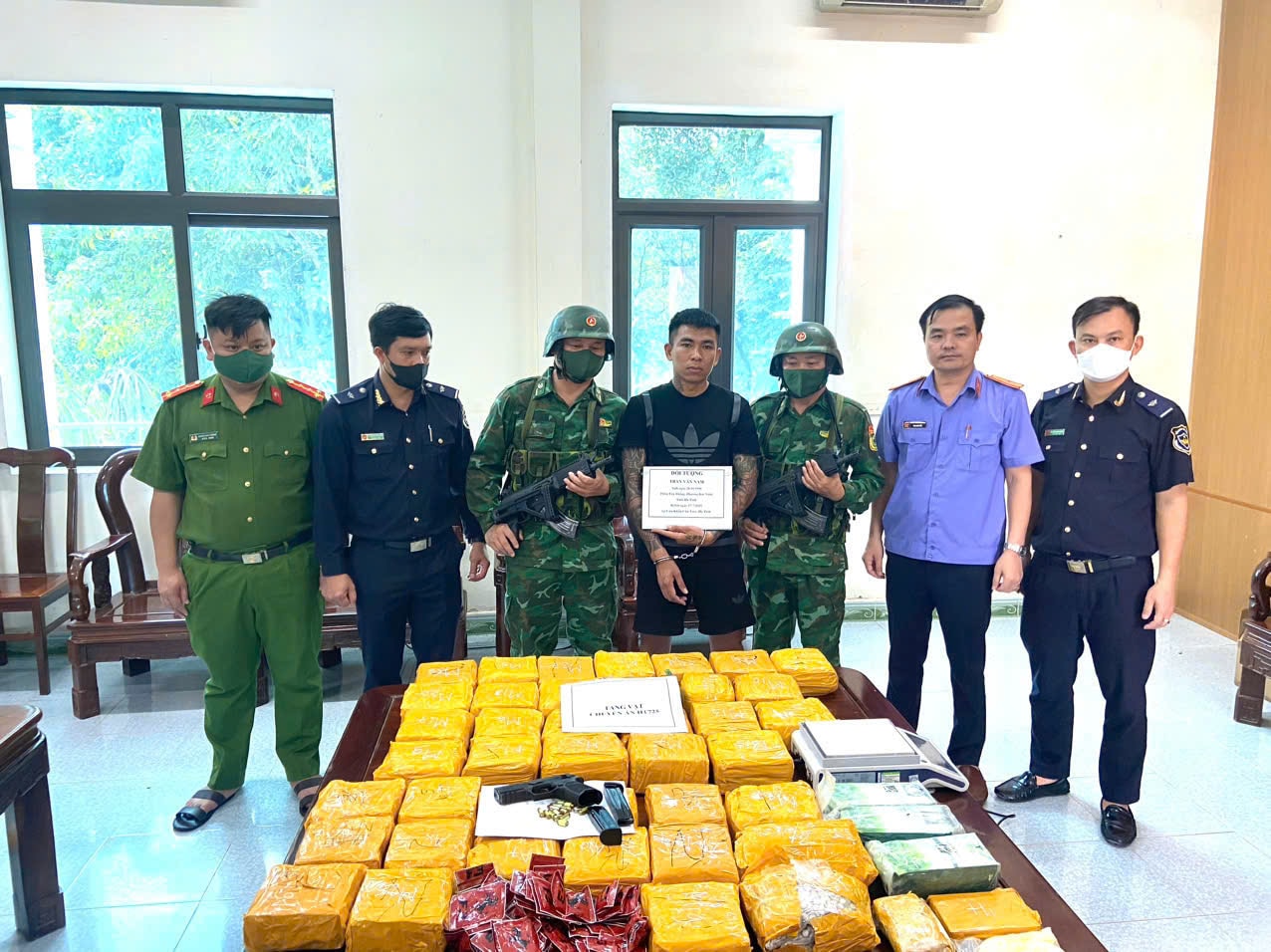 Hà Tĩnh: Đấu tranh không khoan nhượng với tội phạm ma túy ở Cửa khẩu Cầu Treo - Ảnh 3.