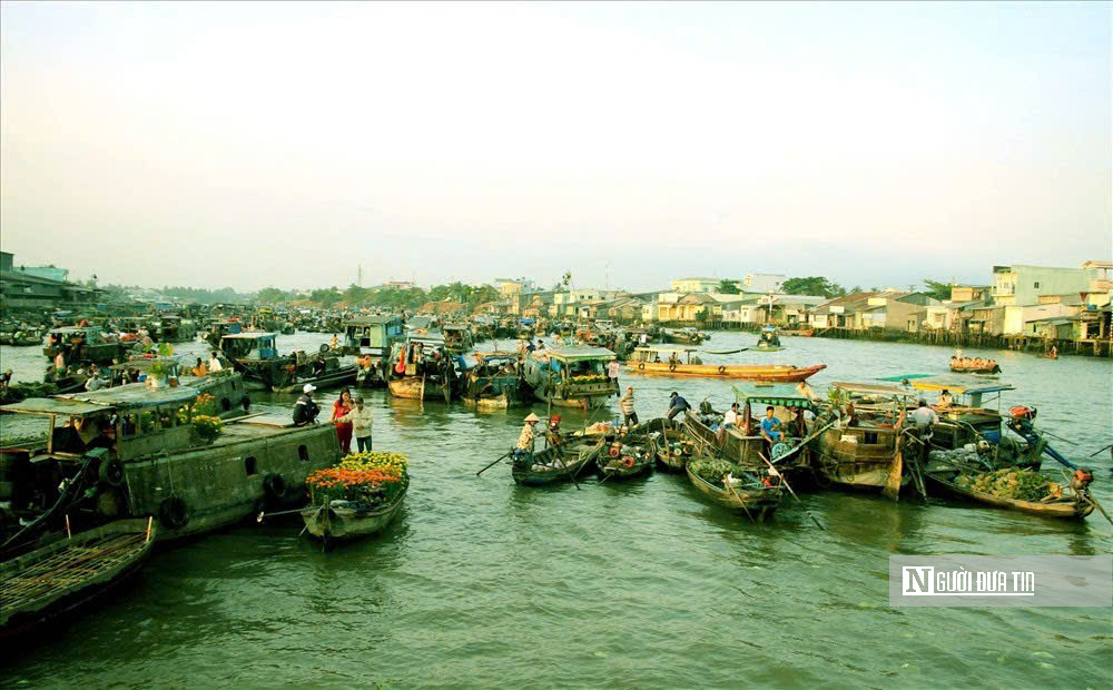 Giữ mùa xuân trên chợ nổi Cái Răng- Ảnh 1.