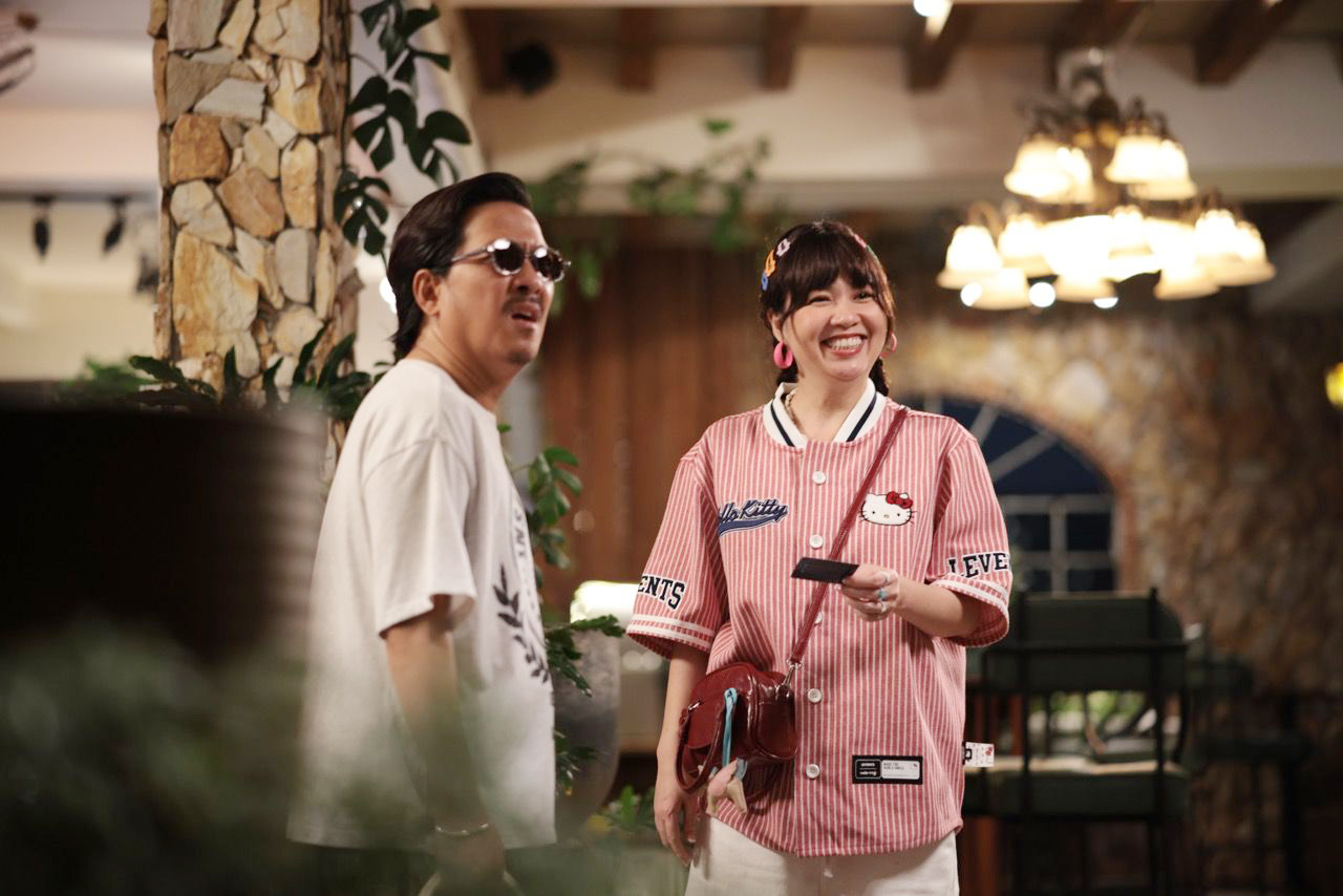 Mỹ nam duy nhất của Vbiz Việt: Mặt búng ra sữa, nhan sắc vô giá, 32 tuổi mà như mới 18 - Ảnh 6.