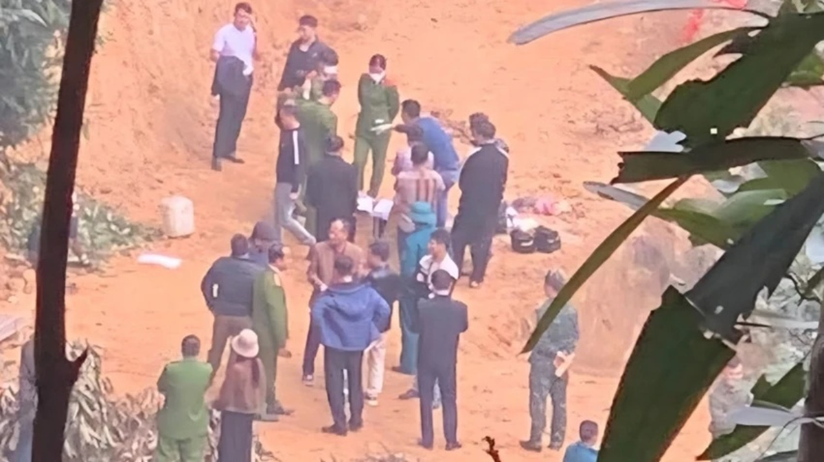 Vụ mẹ tử vong, con gái 6 tuổi bị vùi lấp dưới đất khi đi mua lợn: Sức khỏe bé gái 7 tuổi hiện ra sao? - Ảnh 1.