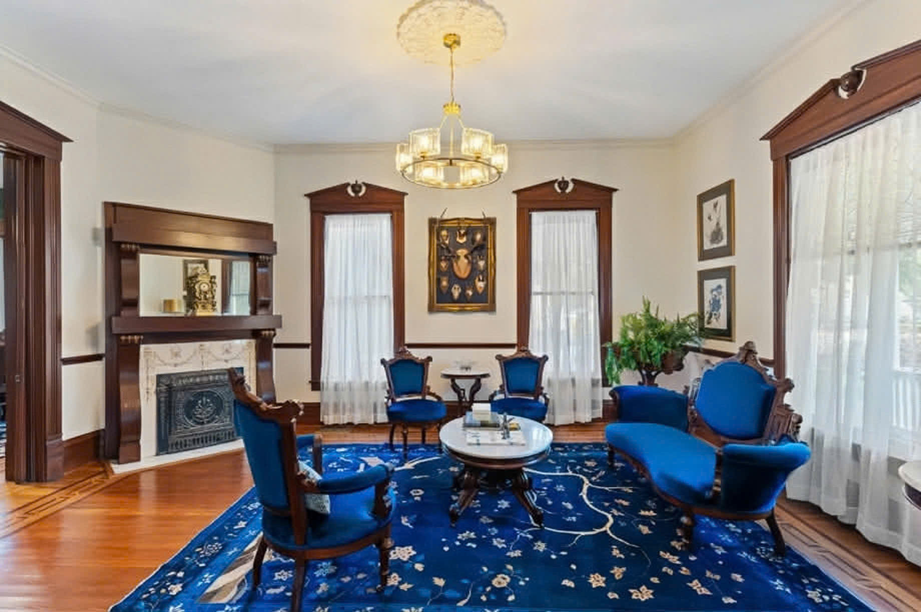 "Hoa hậu giàu bậc nhất Việt Nam": Mới tậu biệt thự gần 8.000m2 ở Mỹ  - Ảnh 14.