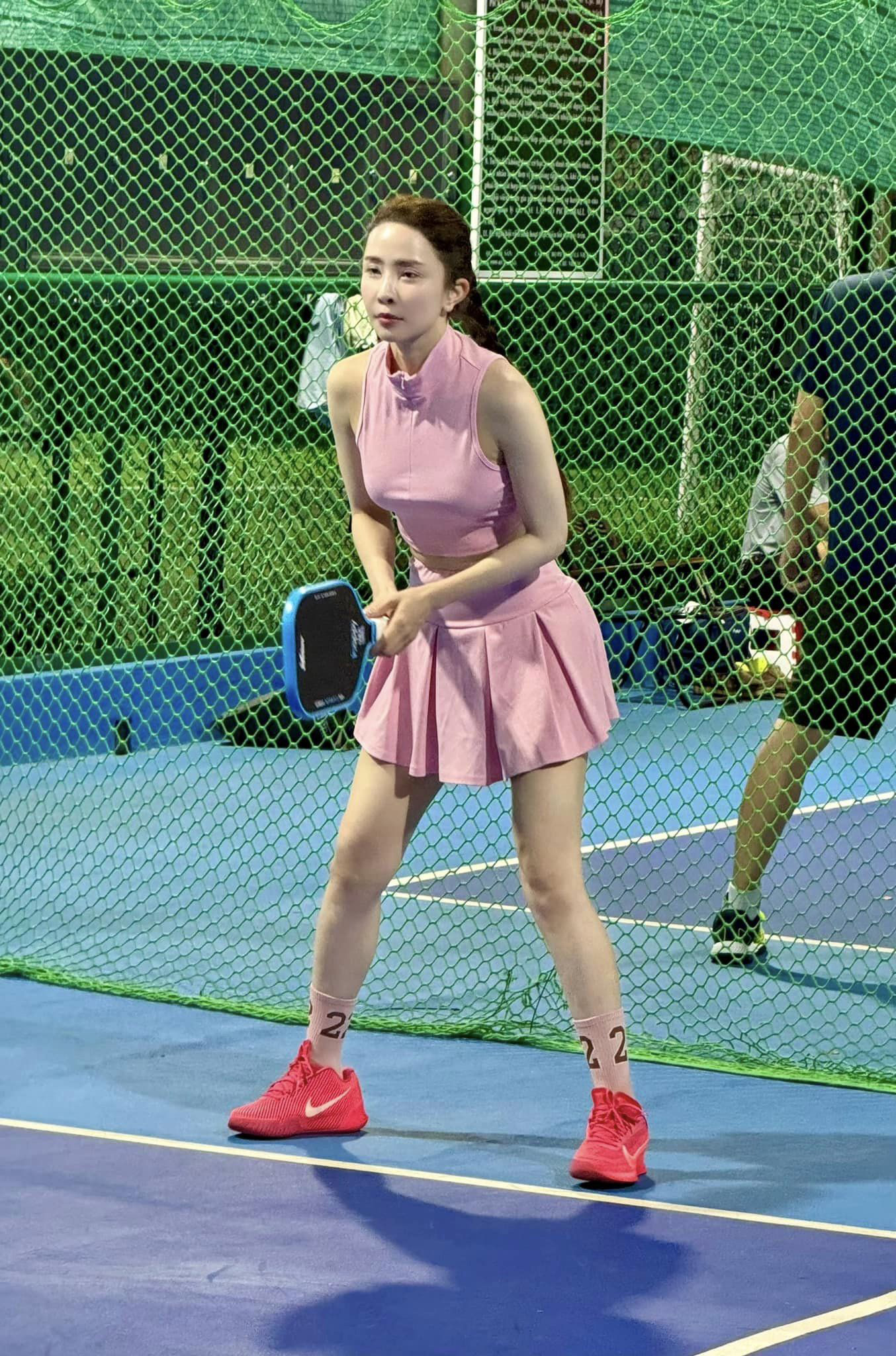 "Cá sấu chúa" Quỳnh Nga công khai mối quan hệ với nam diễn viên 8X? - Ảnh 6.