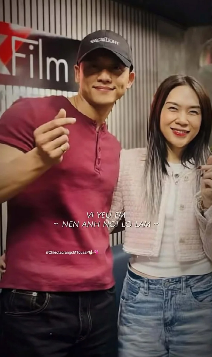 Mỹ Tâm và Mai Tài Phến lộ khoảnh khắc thân mật khiến fan bất ngờ - Ảnh 2.