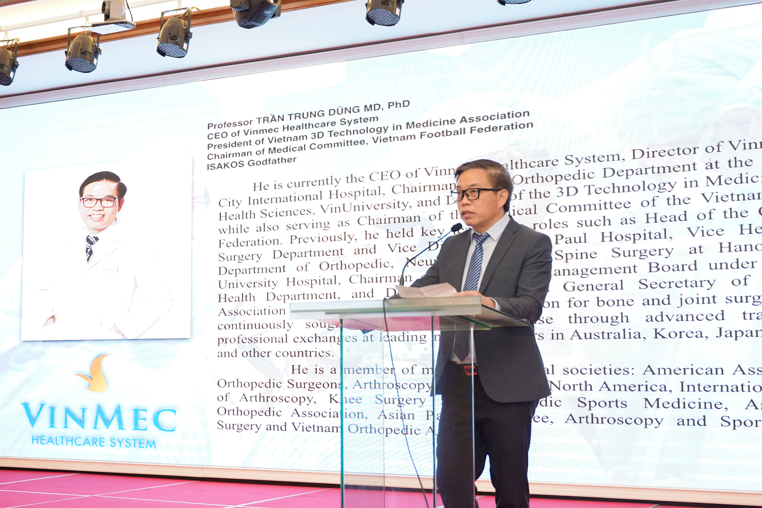 Hàng trăm bác sĩ quốc tế “tốt nghiệp” Vinmec: Minh chứng cho năng lực đào tạo y khoa chuẩn châu Âu ngay tại Việt Nam - Ảnh 2.