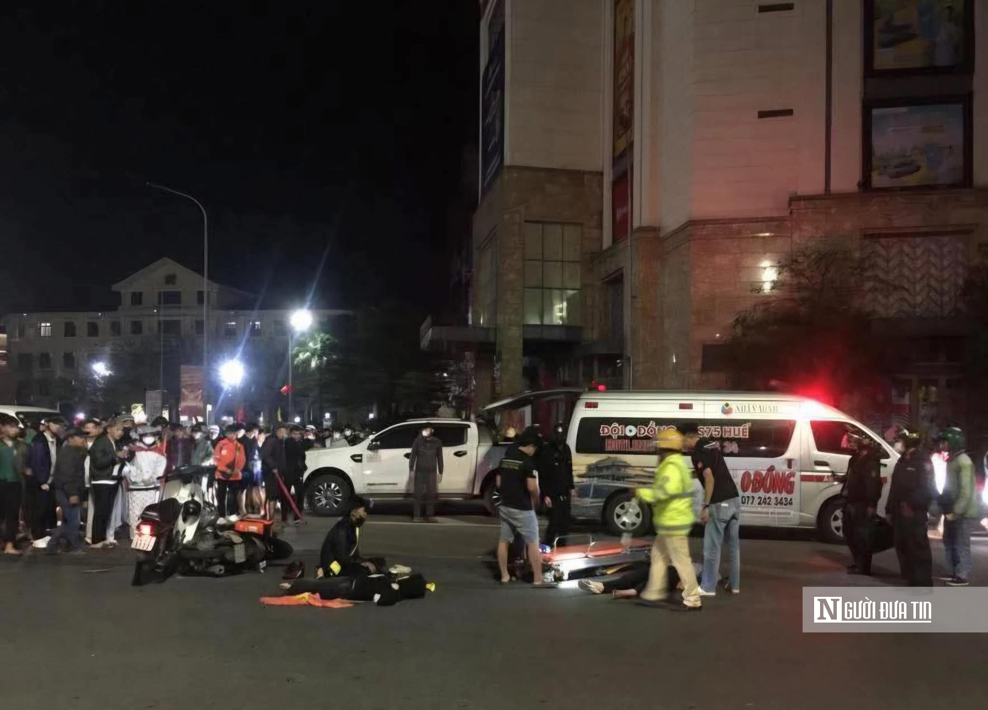 "Đi bão" đừng để niềm vui của mình trở thành nỗi đau của người khác- Ảnh 1. "Đi bão" đừng để niềm vui của mình trở thành nỗi đau của người khác- Ảnh 1.