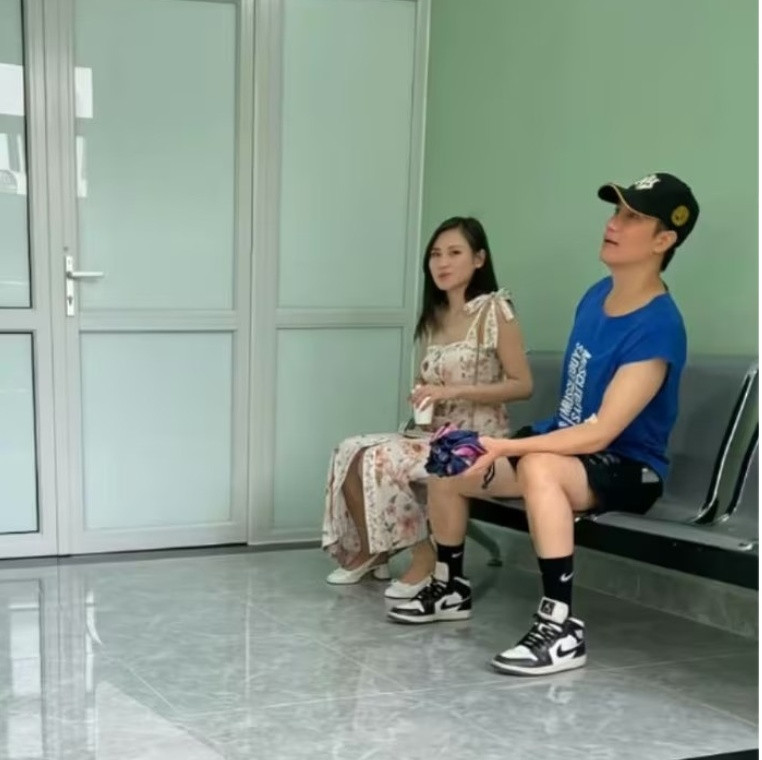 "Cá sấu chúa" Quỳnh Nga công khai mối quan hệ với nam diễn viên 8X? - Ảnh 5.