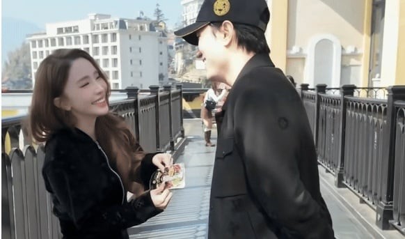 "Cá sấu chúa" Quỳnh Nga công khai mối quan hệ với nam diễn viên 8X? - Ảnh 3.