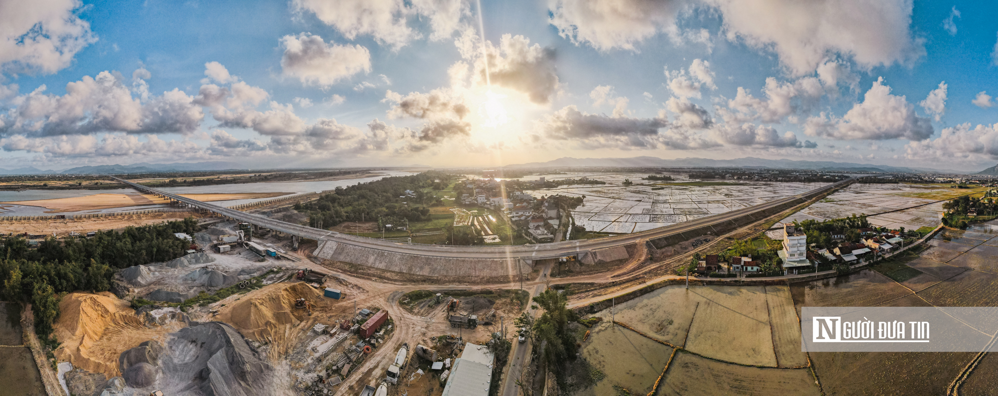 Cận cảnh cao tốc gần 11.000 tỷ đồng có cầu vượt sông, hầm thông núi qua tỉnh Đắk Lắk- Ảnh 1. Cận cảnh cao tốc gần 11.000 tỷ đồng có cầu vượt sông, hầm thông núi qua tỉnh Đắk Lắk- Ảnh 1.