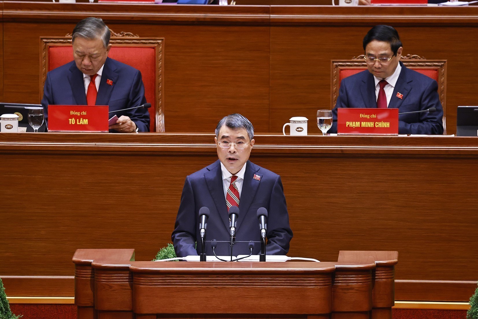 Đại hội XIV của Đảng: Bầu 200 Uỷ viên Ban Chấp hành Trung ương khóa XIV - Ảnh 2.