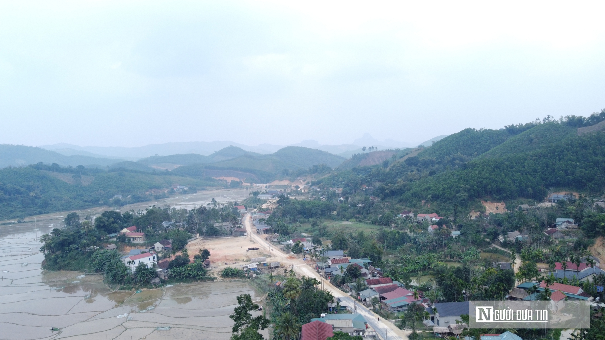 Khi chính sách đến vùng khó (1): “Cả đời người mới thấy đường bê tông về bản”- Ảnh 4. Khi chính sách đến vùng khó (1): “Cả đời người mới thấy đường bê tông về bản”- Ảnh 4.