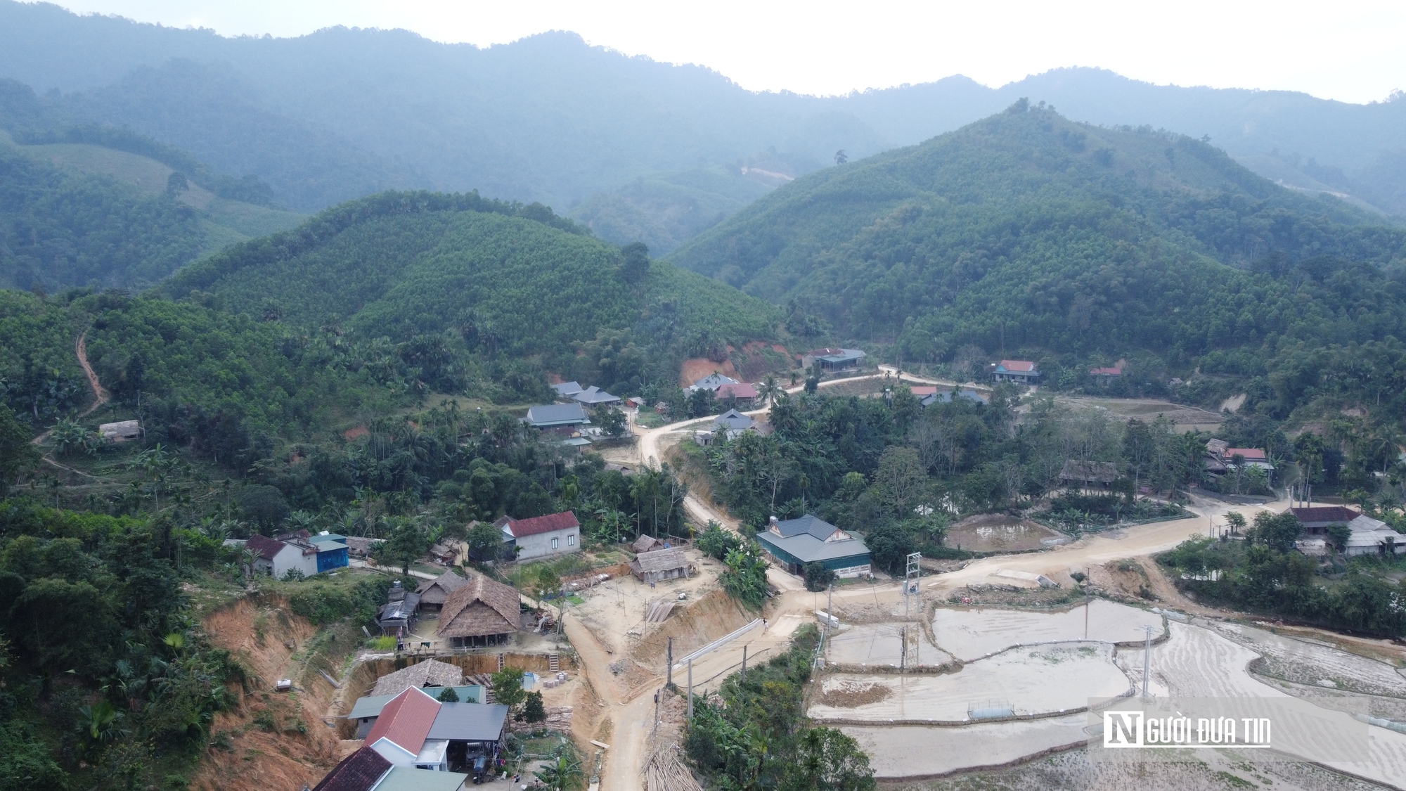 Khi ch&iacute;nh s&aacute;ch đến v&ugrave;ng kh&oacute; (2): "Trao cần c&acirc;u" vẫn chưa đủ- Ảnh 1.