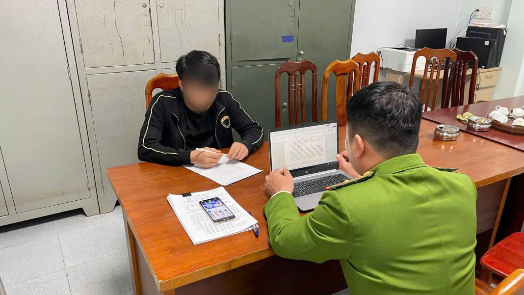 Thanh niên dùng 300 triệu để đánh bạc online và những hệ lụy nghiêm trọng ở giới trẻ- Ảnh 1. Thanh niên dùng 300 triệu để đánh bạc online và những hệ lụy nghiêm trọng ở giới trẻ- Ảnh 1.