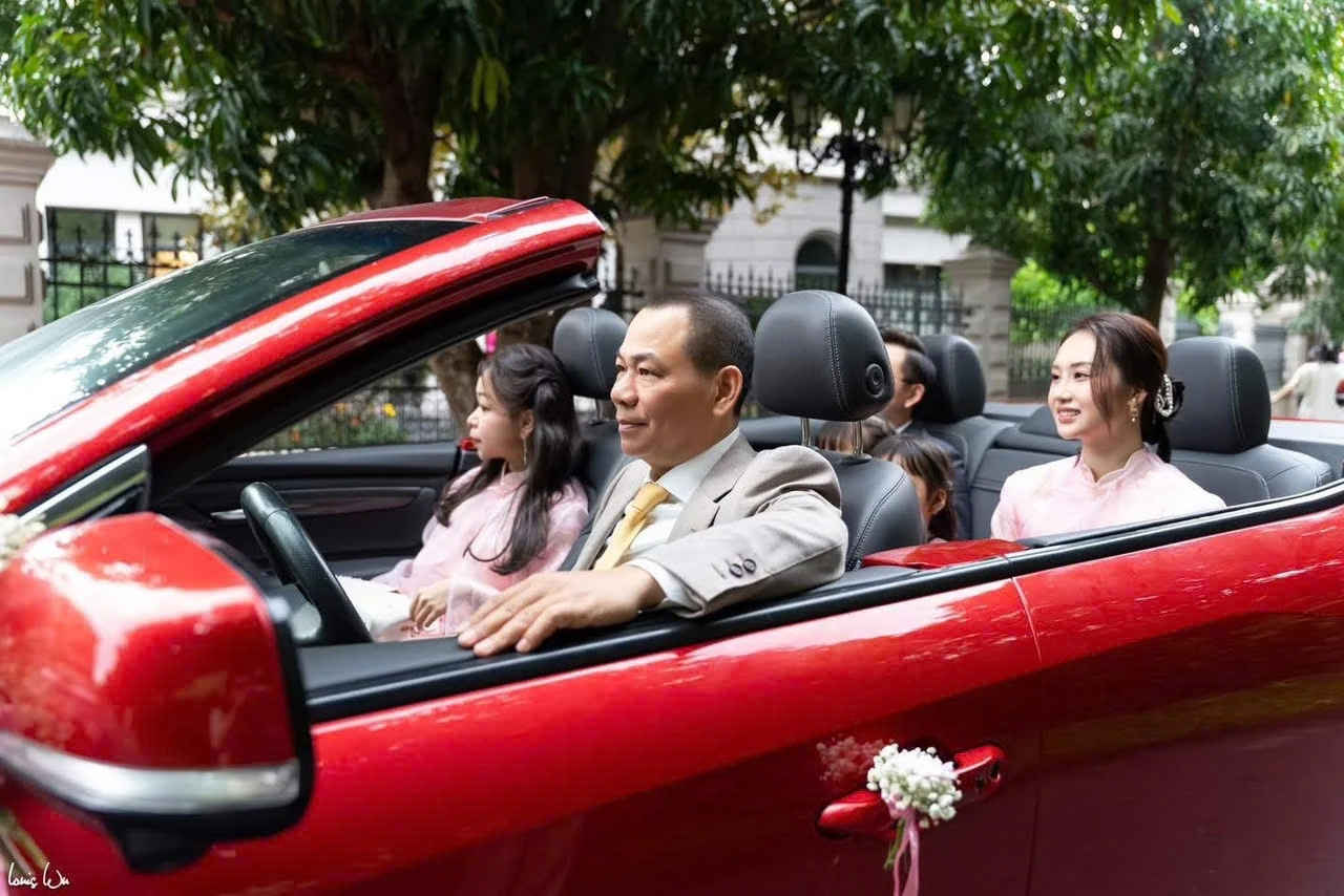 Hình ảnh cực hiếm của con dâu cả nhà tỷ phú trong lễ cưới Phương Nhi gây chú ý - Ảnh 1.