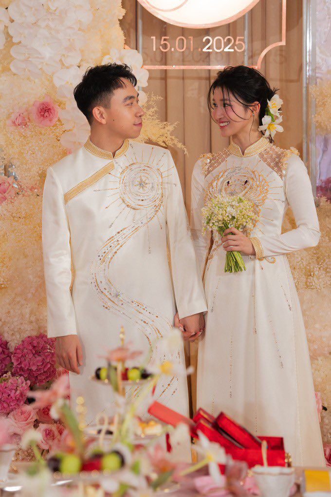 Bó hoa cưới "cực phẩm" của nàng dâu hào môn Phương Nhi - Ảnh 3.