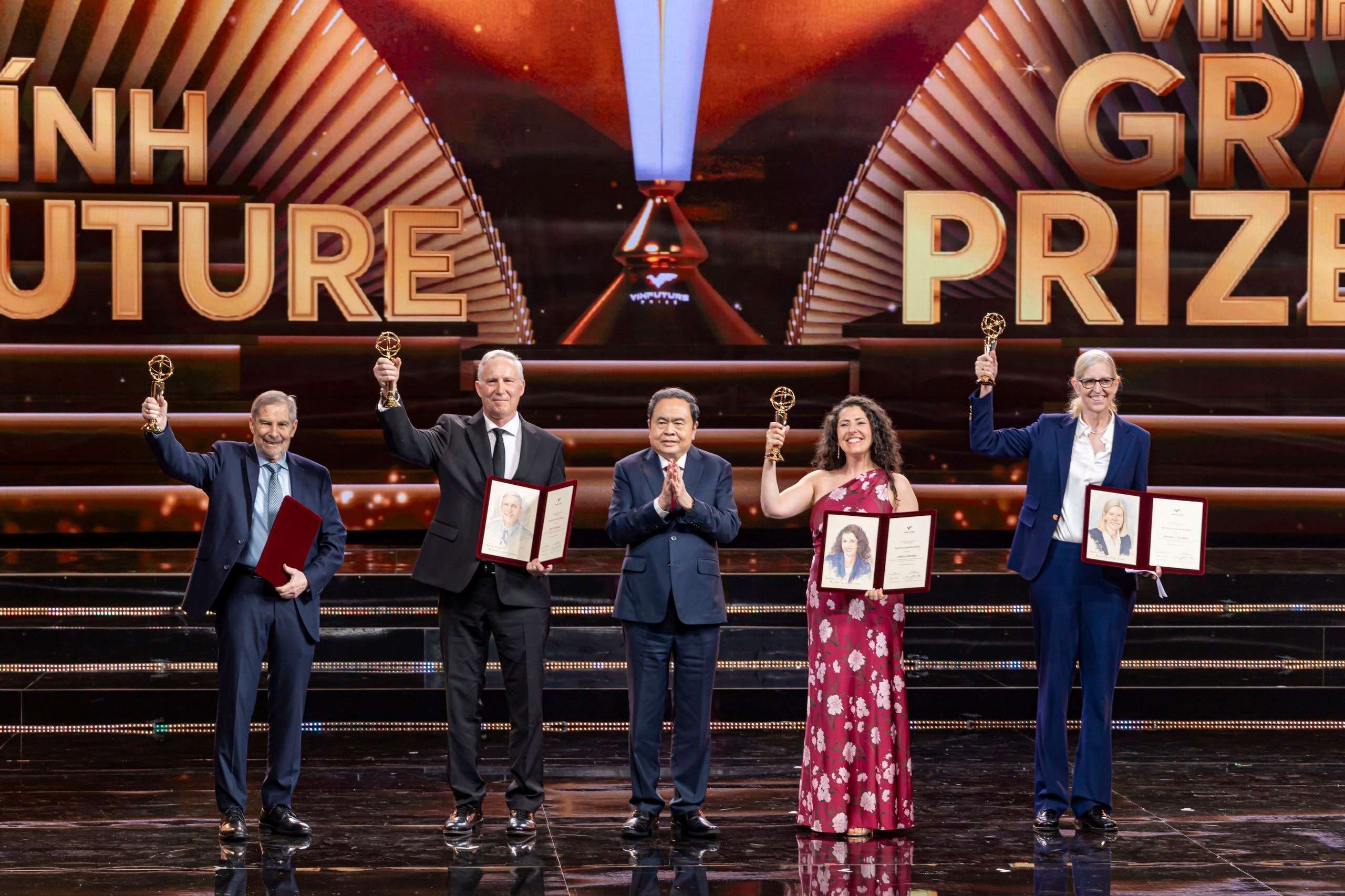 VinFuture chính thức tiếp nhận đề cử xuất sắc cho mùa giải thứ 6 - Ảnh 1.