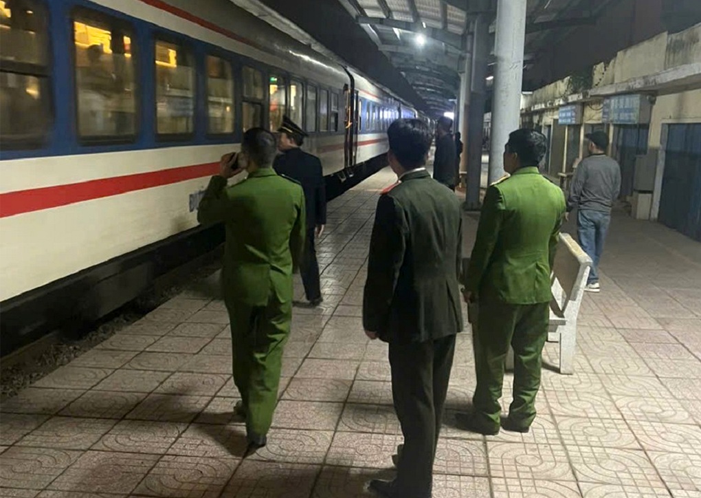 Thiếu nữ hoảng loạn trên tàu Bắc-Nam và nghi vấn phía sau cú điện thoại lạ- Ảnh 1.