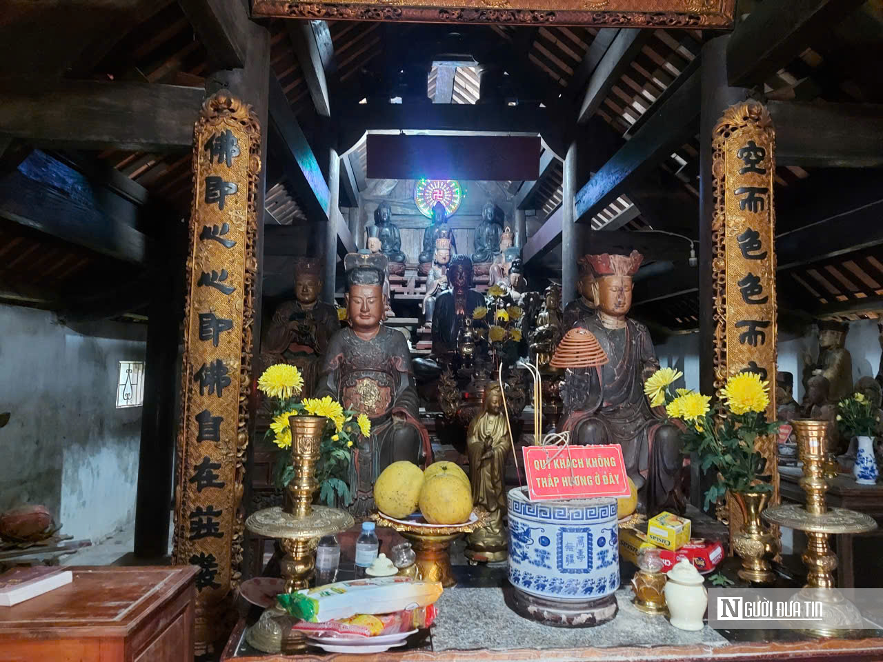 Cận cảnh cụm di tích lưu giữ hơn 200 bản khắc kinh mộc cổ vô cùng độc đáo- Ảnh 3. Cận cảnh cụm di tích lưu giữ hơn 200 bản khắc kinh mộc cổ vô cùng độc đáo- Ảnh 3.