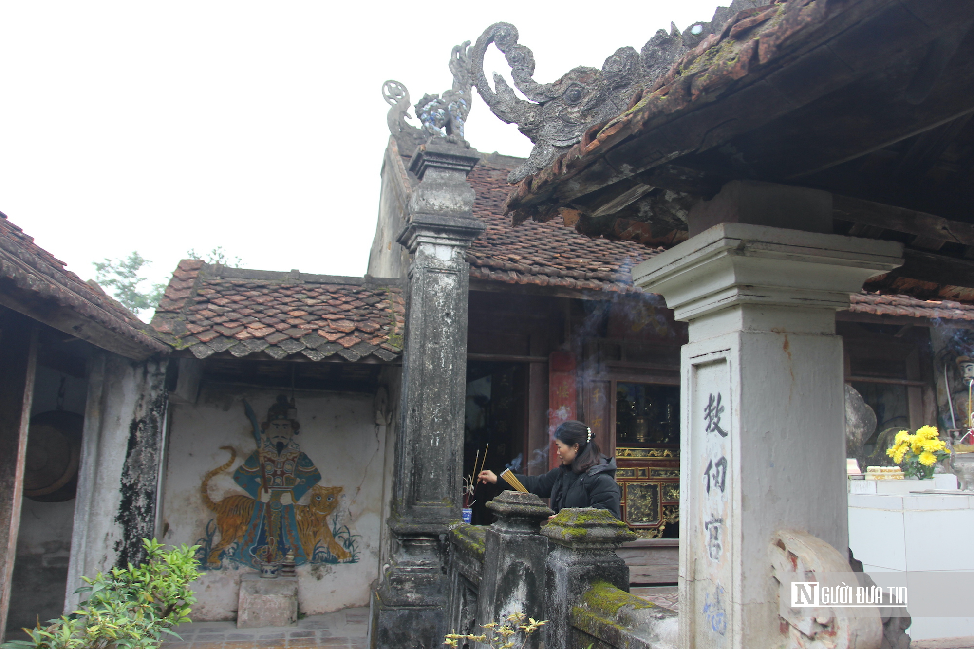 Cận cảnh cụm di tích lưu giữ hơn 200 bản khắc kinh mộc cổ vô cùng độc đáo- Ảnh 9. Cận cảnh cụm di tích lưu giữ hơn 200 bản khắc kinh mộc cổ vô cùng độc đáo- Ảnh 9.