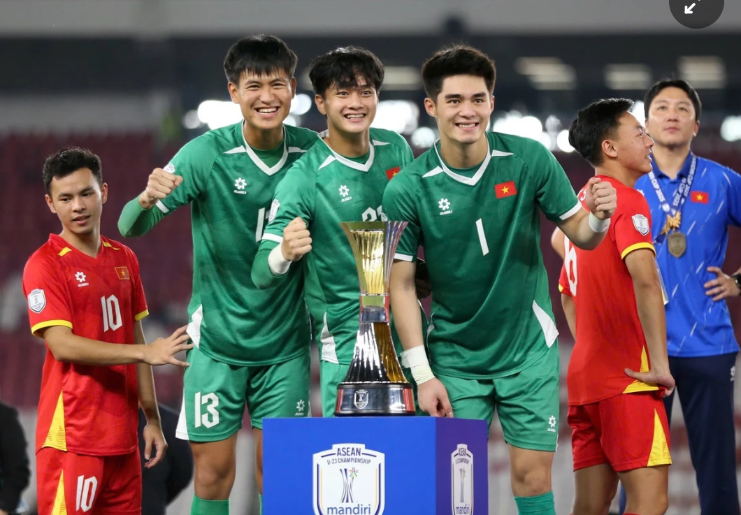 Việt Nam thắng U23 Hàn Quốc: Cao Văn Bình và khoảnh khắc làm nên lịch sử cho U23 Việt Nam - Ảnh 2.