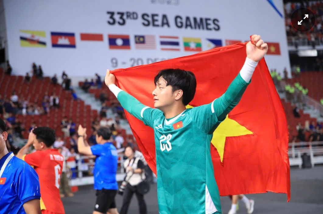 Việt Nam thắng U23 Hàn Quốc: Cao Văn Bình và khoảnh khắc làm nên lịch sử cho U23 Việt Nam - Ảnh 3.