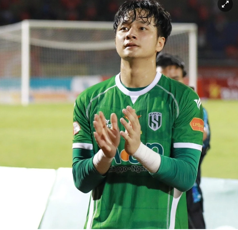 Việt Nam thắng U23 Hàn Quốc: Cao Văn Bình và khoảnh khắc làm nên lịch sử cho U23 Việt Nam - Ảnh 1.