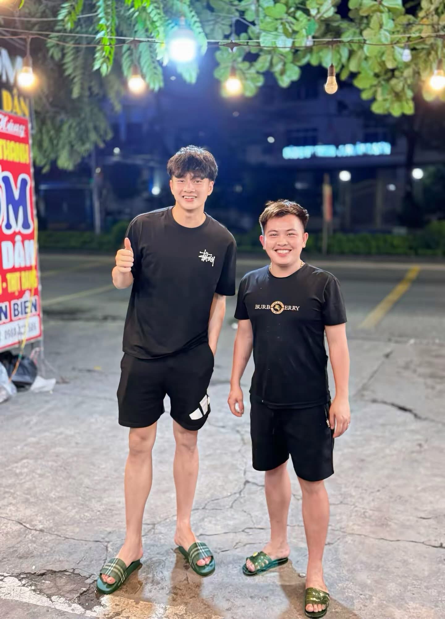 Người hùng của U23 Việt Nam với phong cách đời thường giản dị nhưng sáng bừng- Ảnh 7.