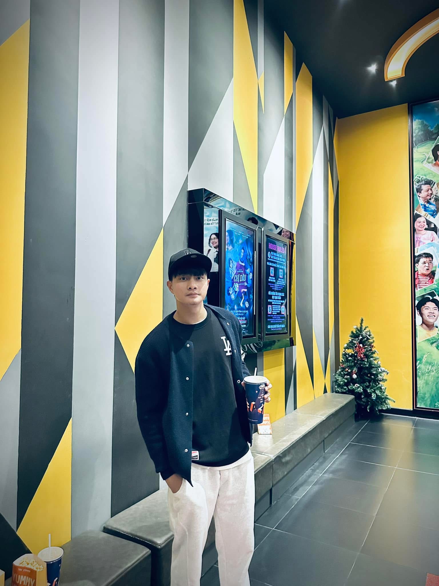 Người hùng của U23 Việt Nam với phong cách đời thường giản dị nhưng sáng bừng- Ảnh 8.