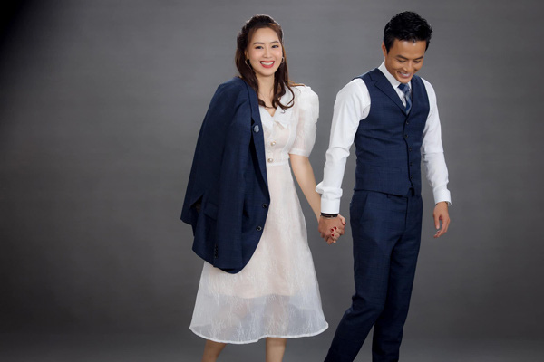 "Cặp đôi vàng" của phim truyền hình gây sốt mạng xã hội khi đăng ảnh hội ngộ sau nhiều năm- Ảnh 3. "Cặp đôi vàng" của phim truyền hình gây sốt mạng xã hội khi đăng ảnh hội ngộ sau nhiều năm- Ảnh 3.