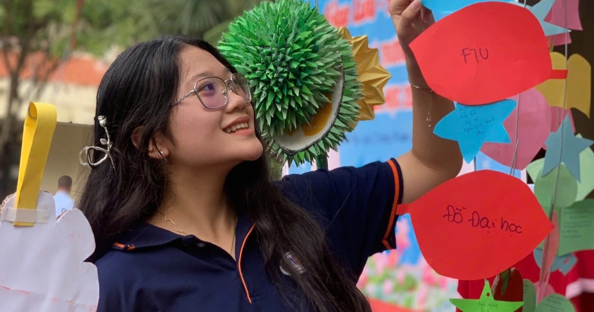 12 trường đại học công bố chi tiết cách quy đổi điểm IELTS, thí sinh cần lưu ý - Ảnh 1.