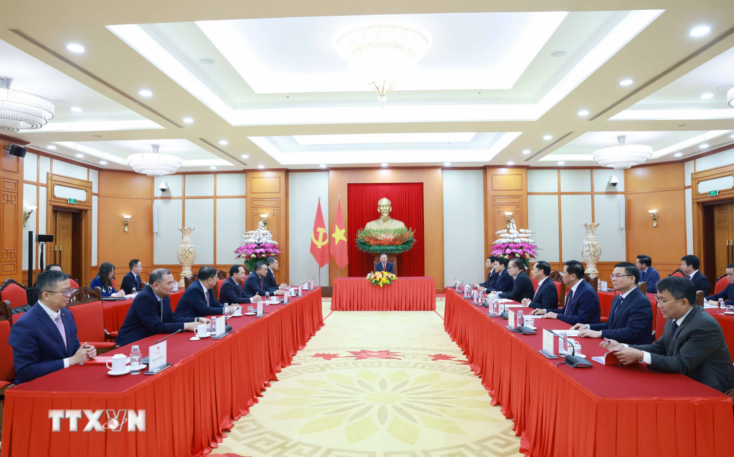 Đảng, Nhà nước Việt Nam luôn sẵn sàng cùng Đảng, Nhà nước Trung Quốc gắn kết chặt chẽ hơn nữa- Ảnh 2.