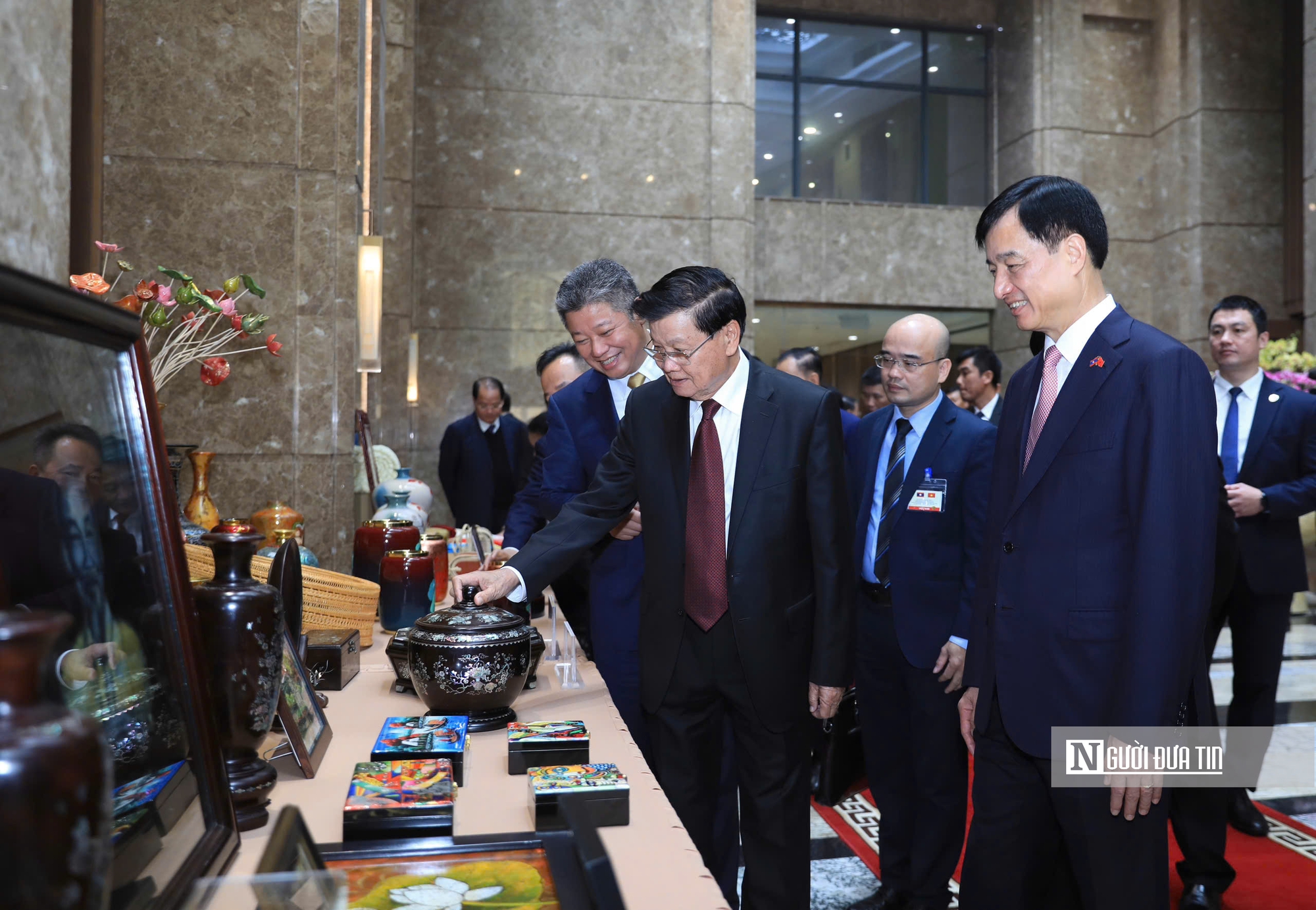 Tổng Bí thư, Chủ tịch nước Lào thăm, làm việc với Đảng bộ, chính quyền Hà Nội- Ảnh 6.