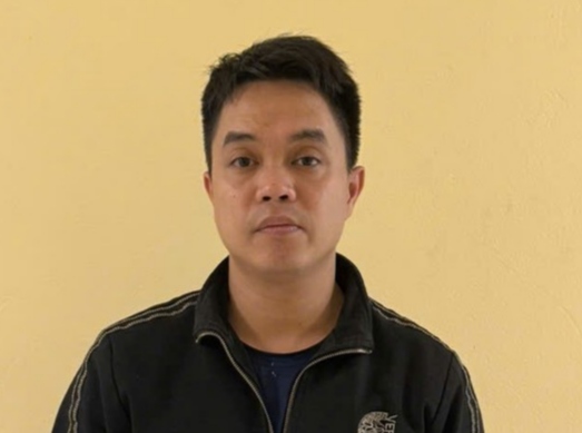 Khởi tố giám đốc công ty sản xuất hàng nghìn sản phẩm tương ớt, nước chấm giả - Ảnh 1.