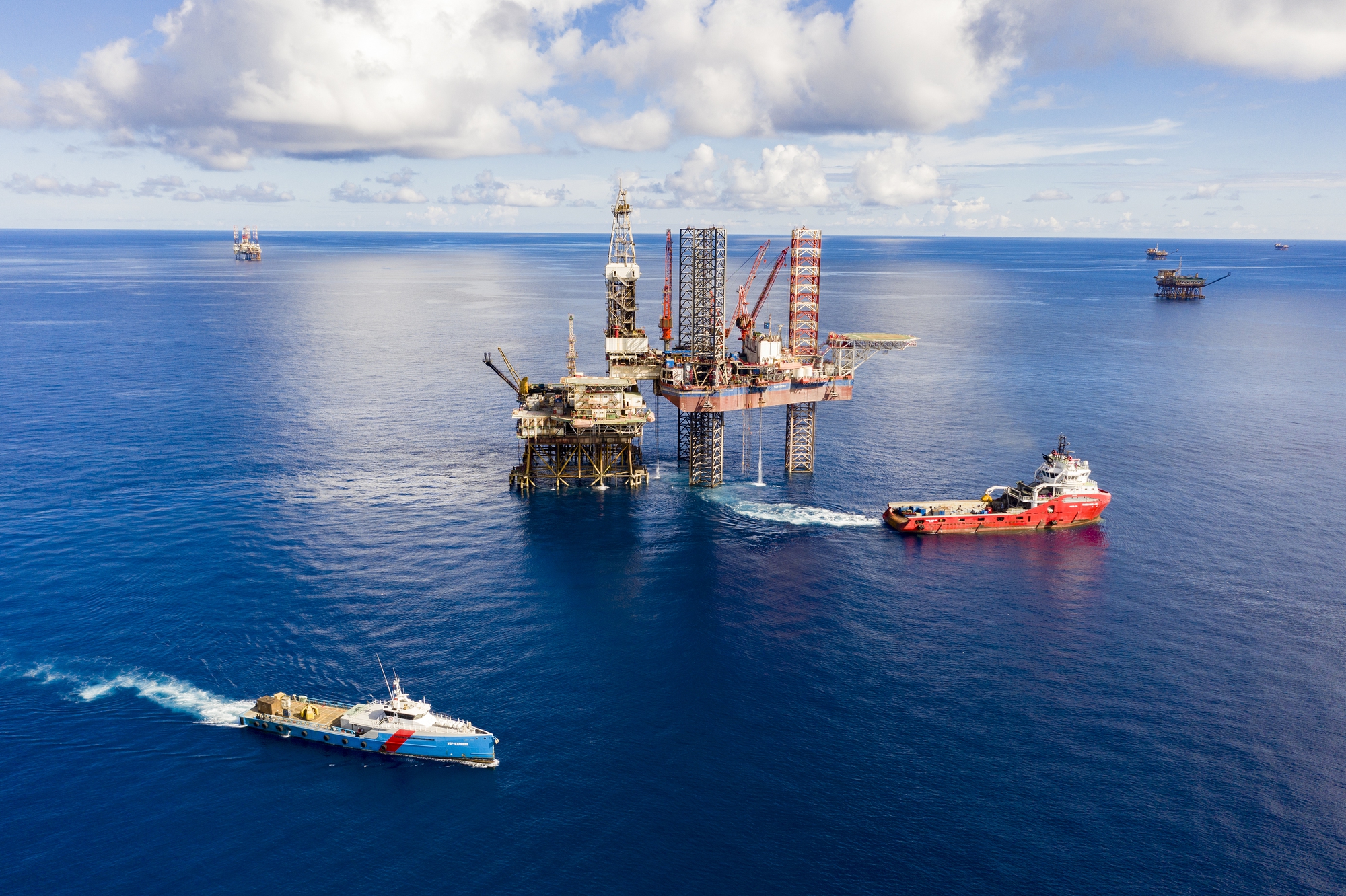 Loạt doanh nghiệp Nhà nước báo lãi hàng nghìn tỷ đồng năm 2025 - Ảnh 1.