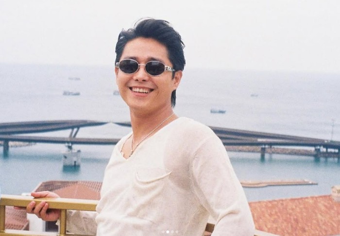 Ca sĩ Tăng Duy Tân bất ngờ tung hình ảnh tình tứ với Bích Phương - Ảnh 2.