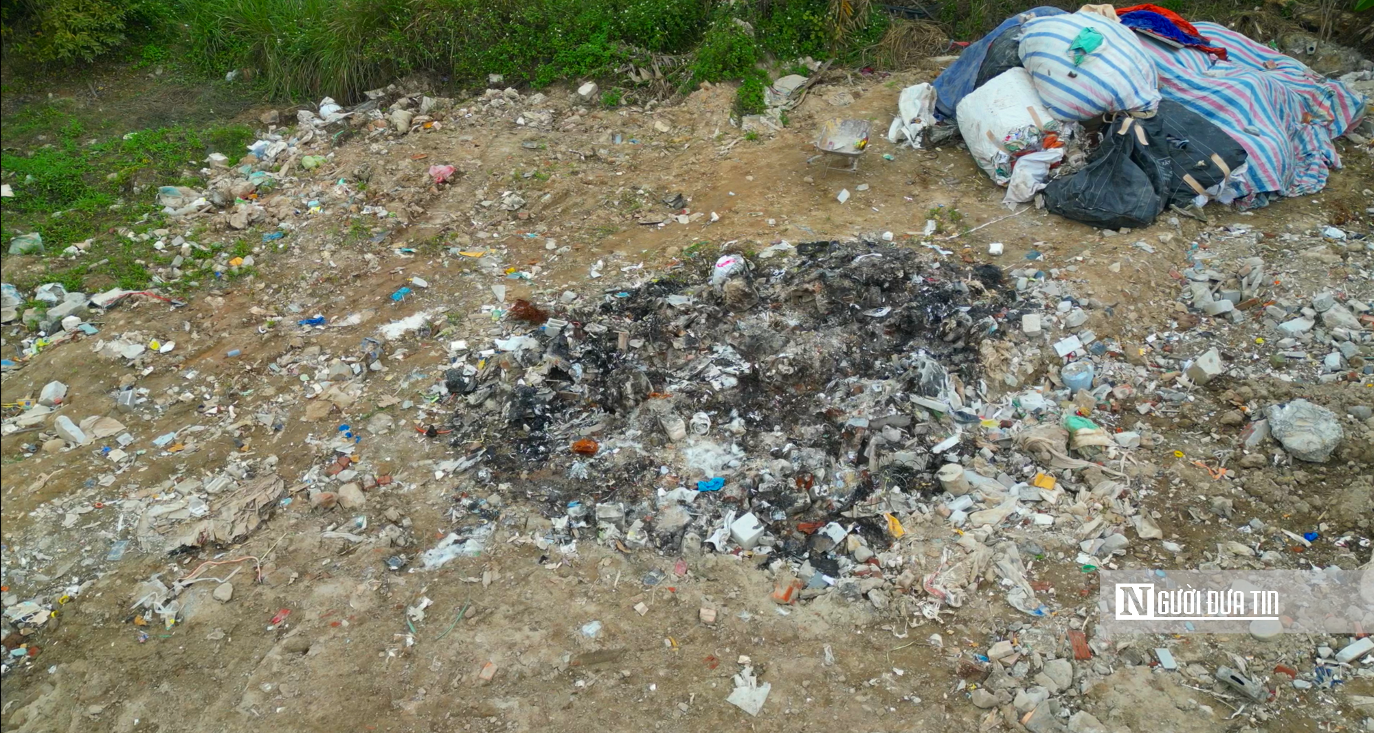 Cận cảnh 7 triệu kg chất thải khiến 4 đối tượng bị Công an Hà Nội khởi tố- Ảnh 3.