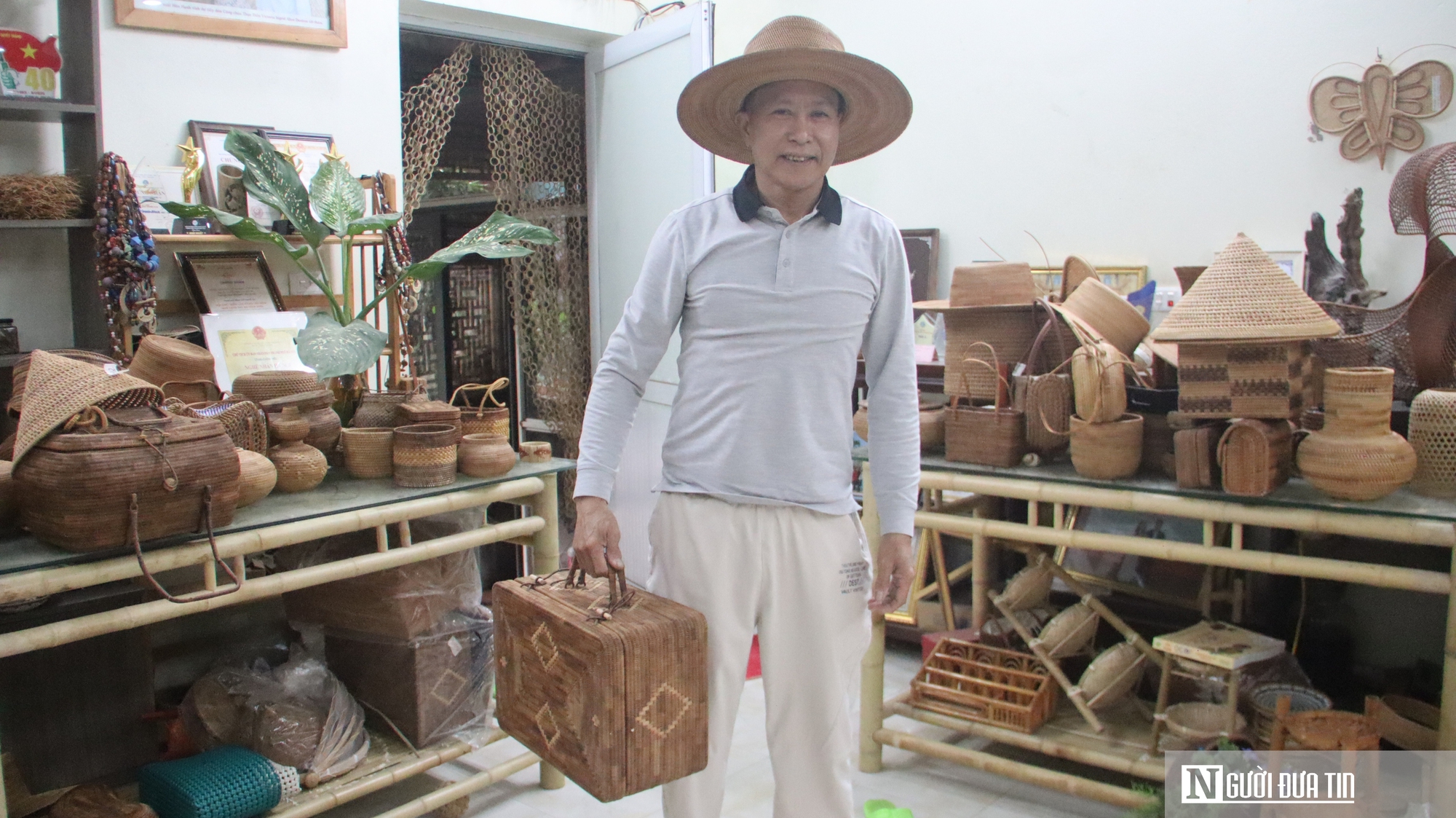 Làng mây tre đan Phú Vinh trước nỗi lo đứt gãy thế hệ kế cận - Ảnh 6.