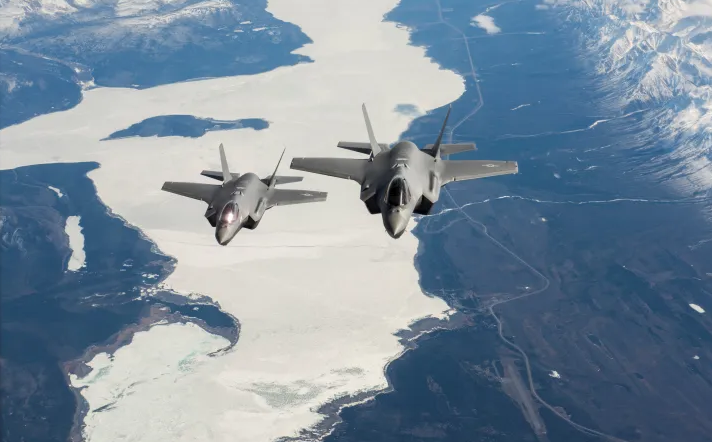 Mỹ cảnh báo hậu quả nếu Canada “hủy kèo” mua 88 tiêm kích F-35- Ảnh 1. Mỹ cảnh báo hậu quả nếu Canada “hủy kèo” mua 88 tiêm kích F-35- Ảnh 1.