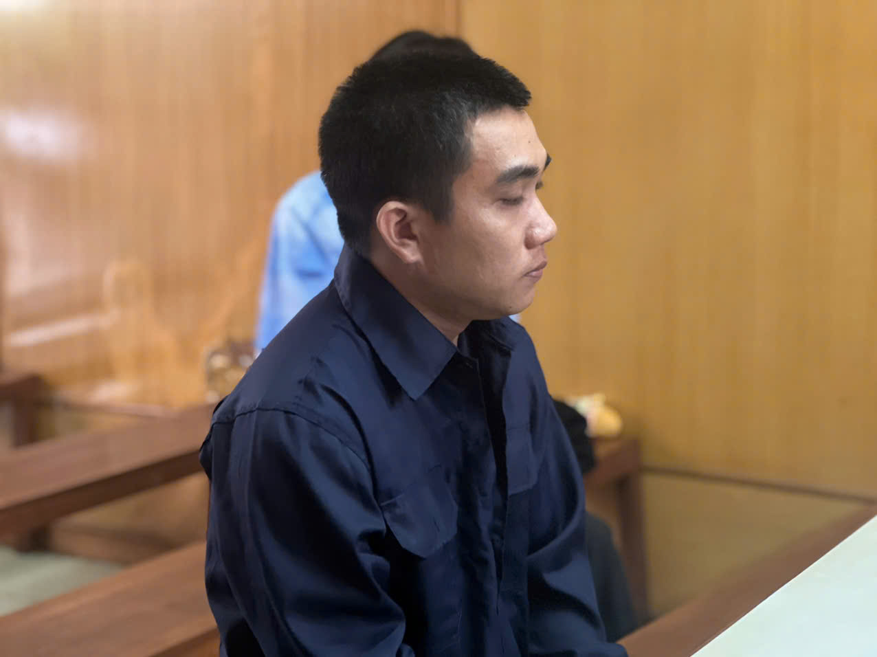 Thanh niên trẻ gây án vì bị nhắc nhở chuyện hát karaoke - Ảnh 1.