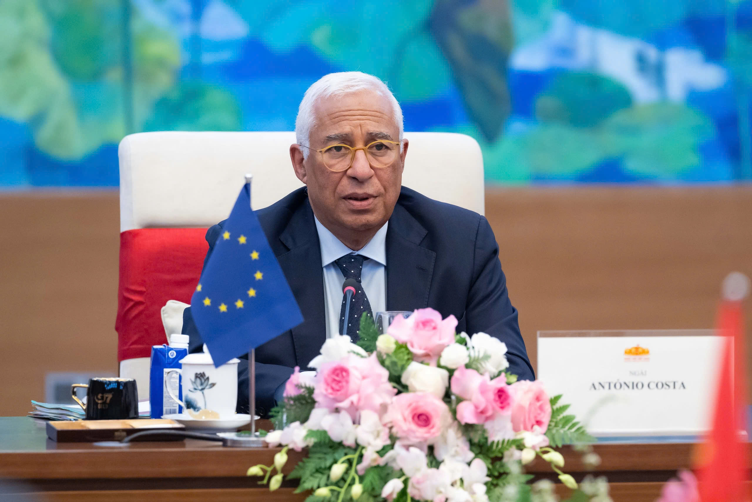 Chủ tịch Quốc hội hội kiến Chủ tịch Hội đồng Châu Âu Antonio Costa - Ảnh 3.