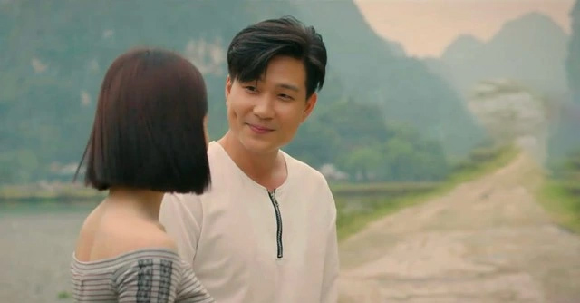 "Phim giả tình thật" của cặp đôi "má lúm" có tướng phu thê trong Cách Em 1 Milimet - Ảnh 1.