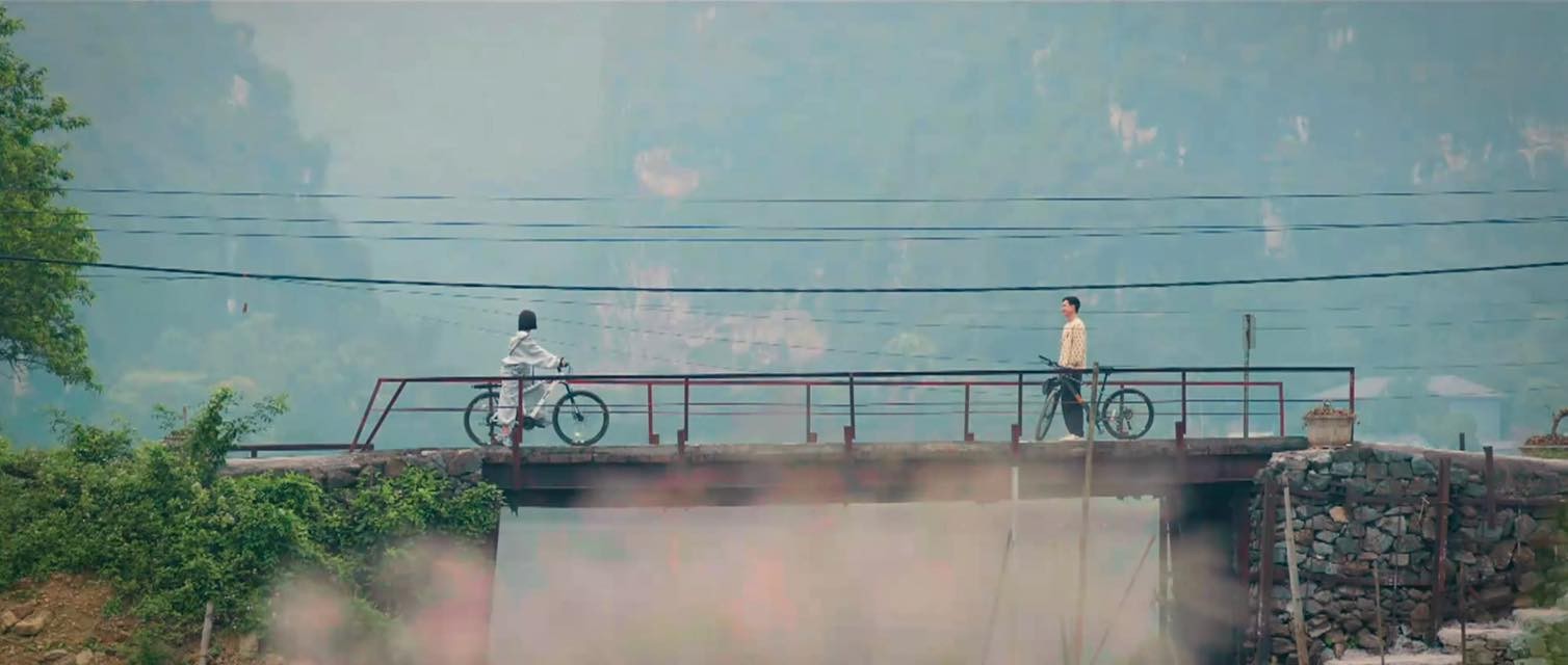 "Phim giả tình thật" của cặp đôi "má lúm" có tướng phu thê trong Cách Em 1 Milimet - Ảnh 3.