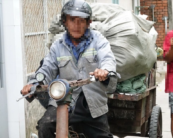 Tr&uacute;ng số độc đắc tiền tỷ, người đ&agrave;n &ocirc;ng ve chai trượt d&agrave;i trong bi kịch đớn đau kh&ocirc;ng lối tho&aacute;t - Ảnh 1.