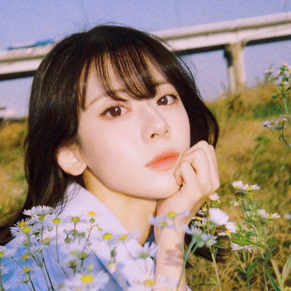 Nữ ca sĩ 27 tuổi qua đời đột ngột, khiến nhiều người bàng hoàng - Ảnh 1.