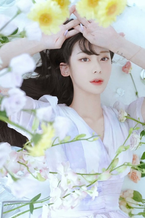 Nữ ca sĩ 27 tuổi qua đời đột ngột, khiến nhiều người bàng hoàng - Ảnh 2.