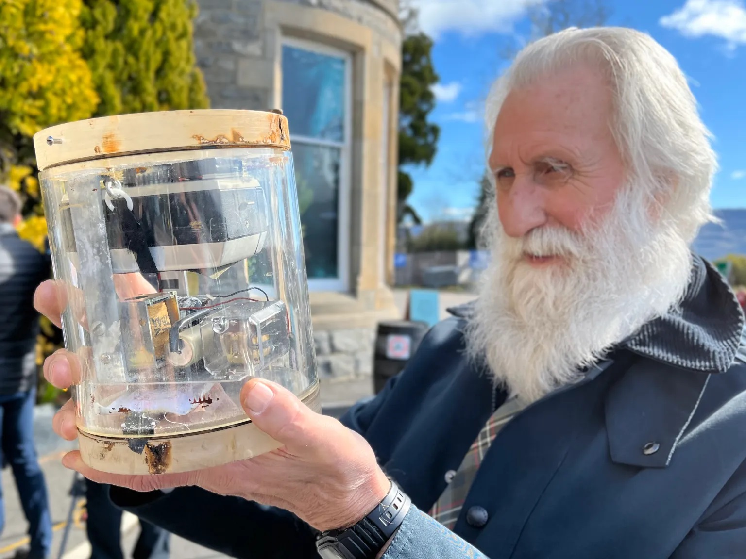 Chuyên gia hàng đầu về quái vật hồ Loch Ness có tuyên bố bất ngờ- Ảnh 1. Chuyên gia hàng đầu về quái vật hồ Loch Ness có tuyên bố bất ngờ- Ảnh 1.