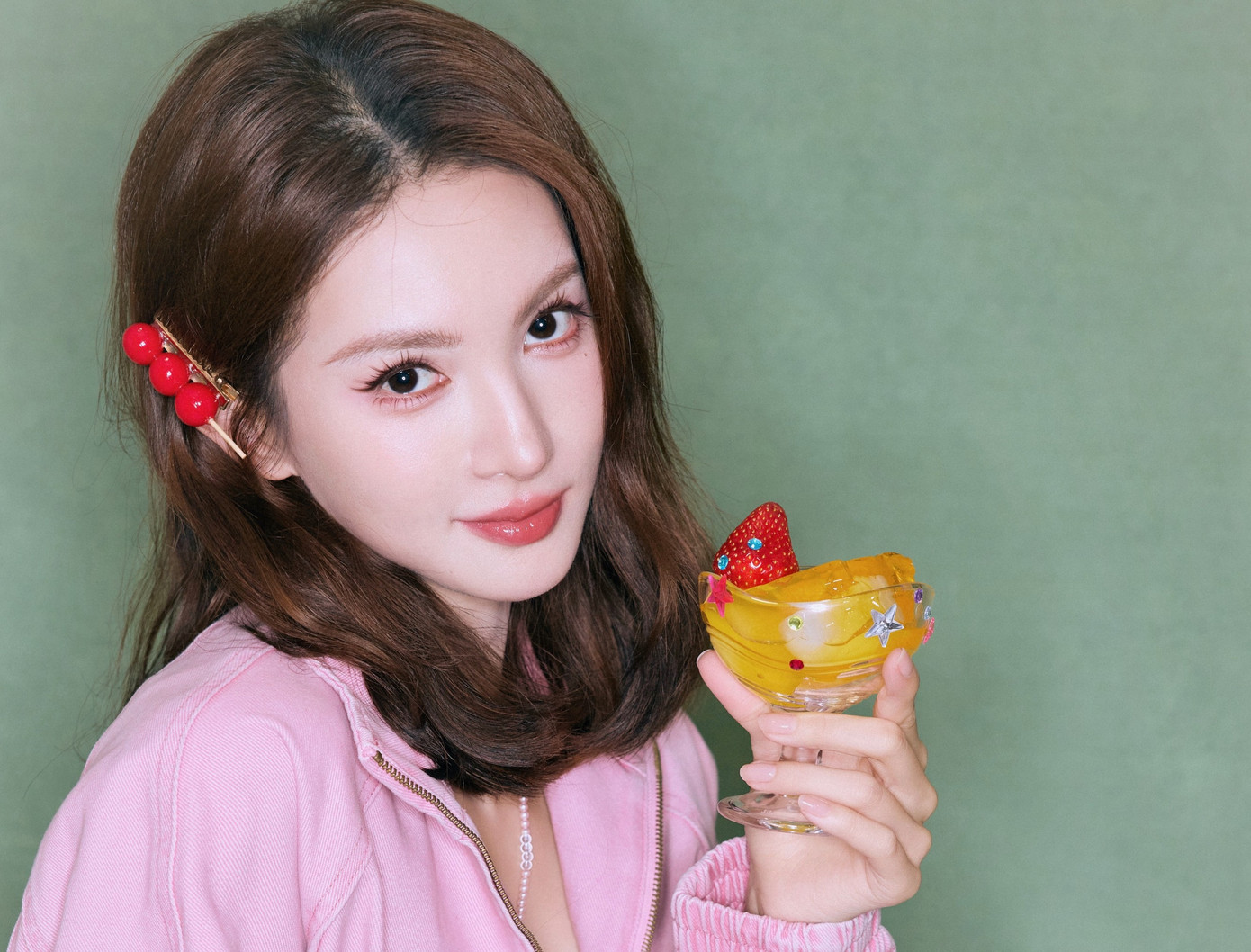 Nữ diễn viên nổi tiếng bị tố gây tai nạn giao thông rồi bỏ trốn - Ảnh 2.